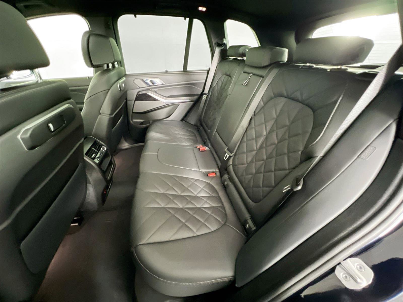 Used 2024 BMW X5 xDrive50e w/ M Sport Package image 24