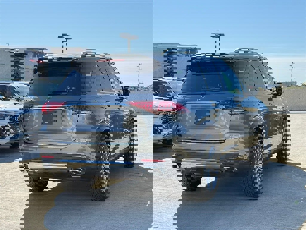 Used 2022 Mercedes-Benz GLE 350 w/ Premium Package image 9