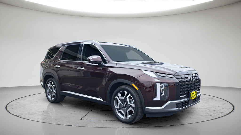Used 2024 Hyundai Palisade Limited AWD/4WD image 3