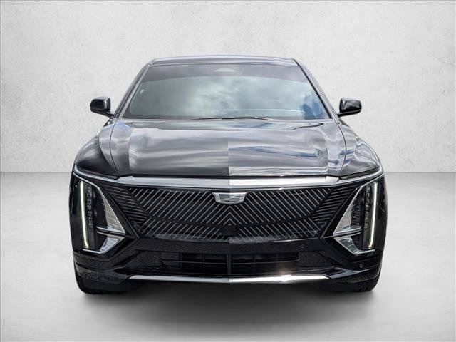 Used 2024 Cadillac Lyriq Tech AWD/4WD image 2
