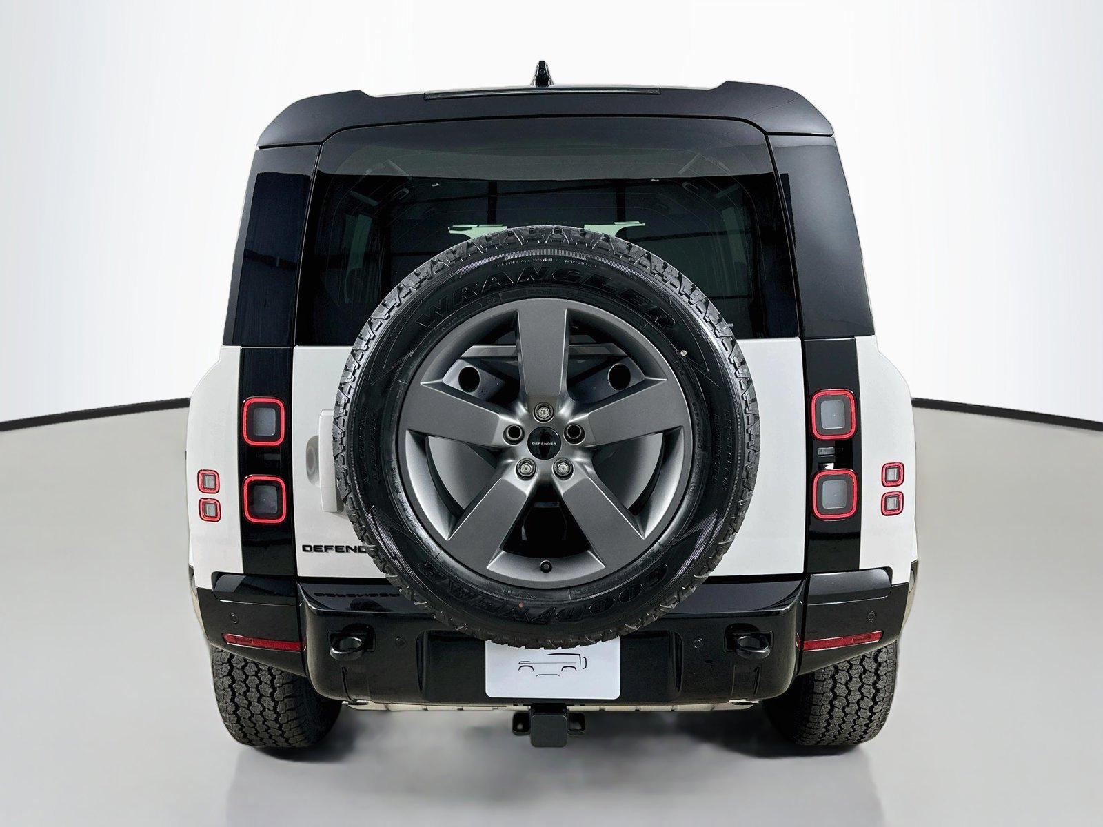 New 2026 Land Rover Defender 110 X-Dynamic SE AWD/4WD image 6