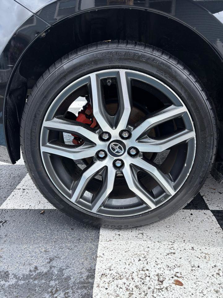 Used 2016 Scion tC FWD image 21