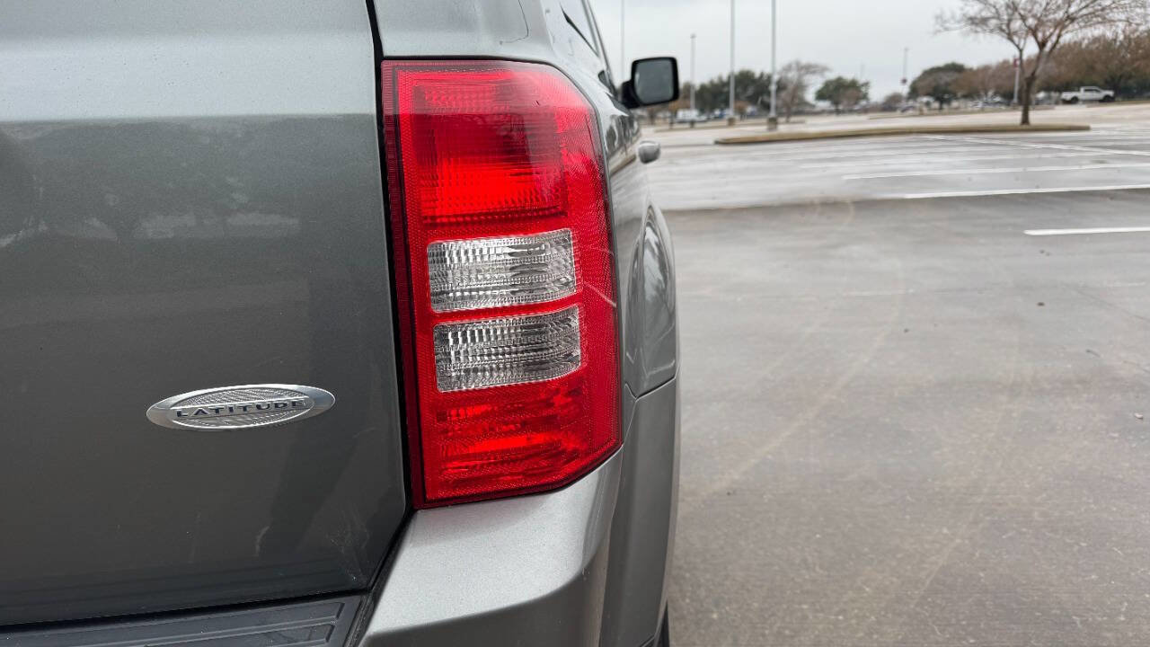 Used 2012 Jeep Patriot Latitude w/ Sun/Sound Group image 23