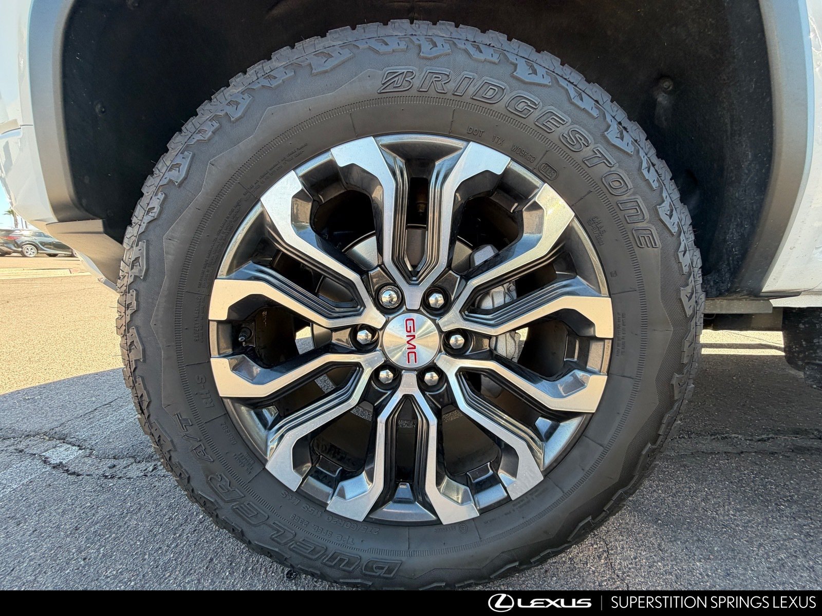 Used 2025 GMC Canyon Denali AWD/4WD image 6