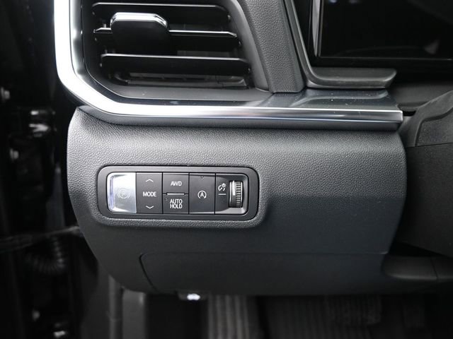 New 2026 GMC Terrain Denali w/ LPO, Floor Liner Package image 33