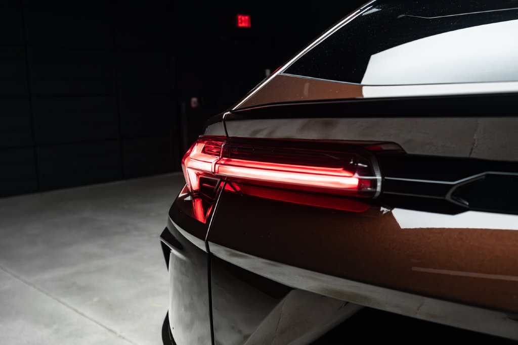 Used 2022 Lamborghini Urus AWD/4WD image 14