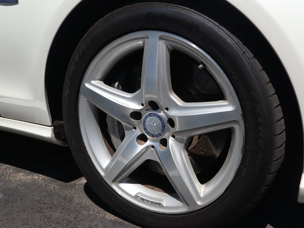 Used 2012 Mercedes-Benz CLS 550 4MATIC image 18