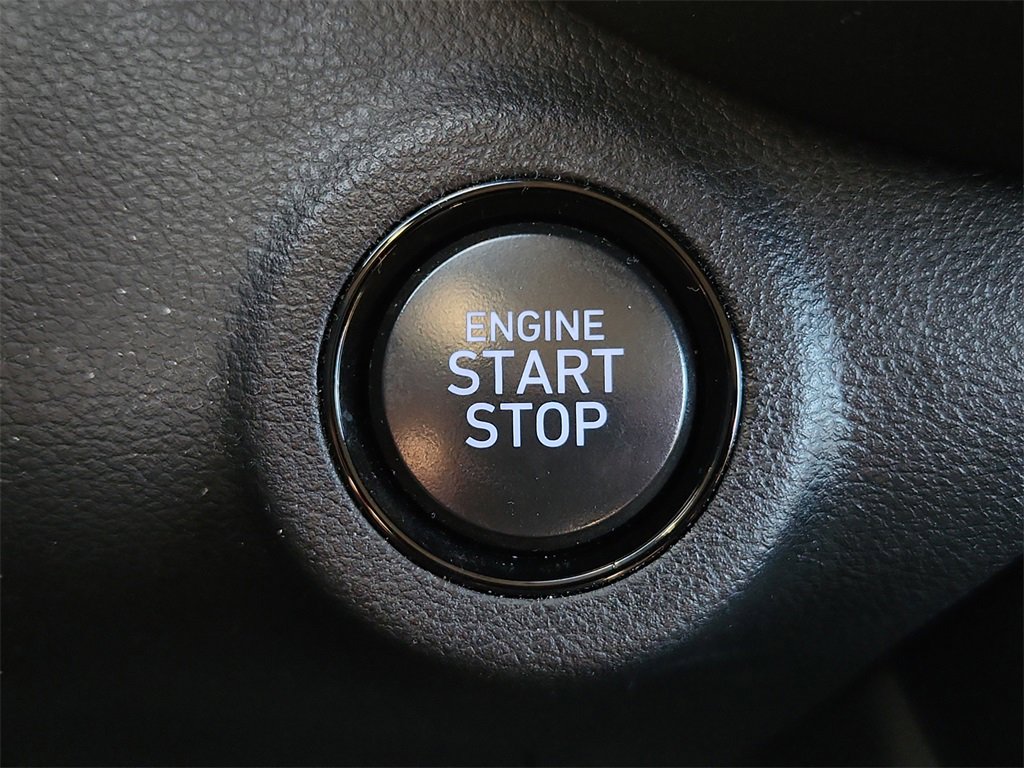 Certified 2022 Hyundai Venue Limited image 25