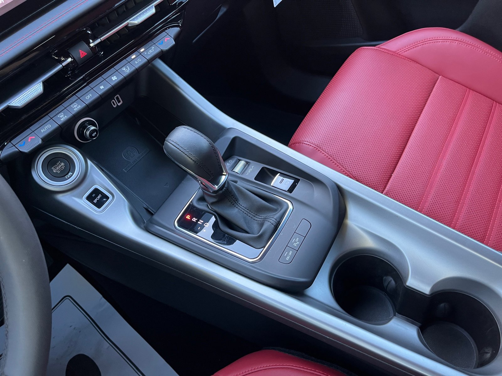 Used 2024 Dodge Hornet R/T Plus image 25