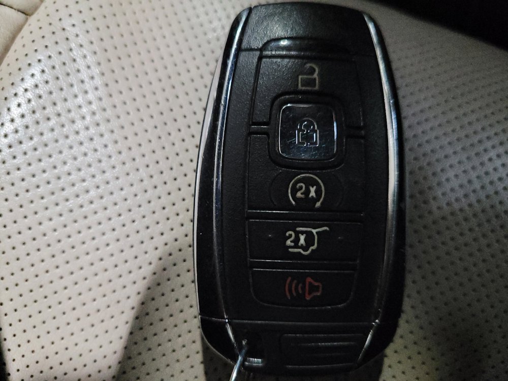 Used 2019 Lincoln MKC Reserve image 32