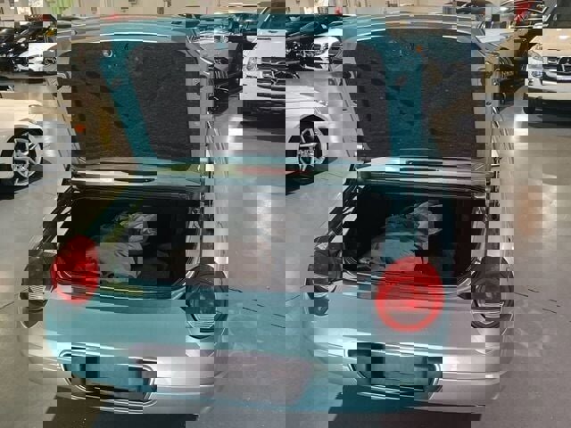 Used 2002 Ford Thunderbird Deluxe image 10