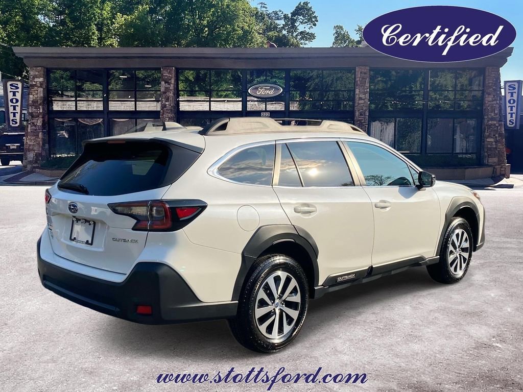 Used 2024 Subaru Outback Premium image 6