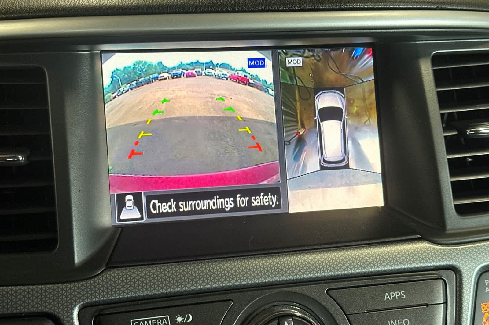 Used 2017 Nissan Pathfinder SL AWD/4WD image 20