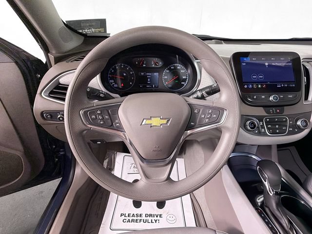 Used 2025 Chevrolet Malibu LT FWD image 11