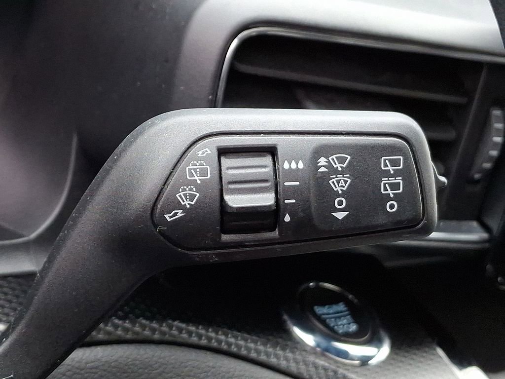 Used 2023 Ford Explorer ST-Line image 24