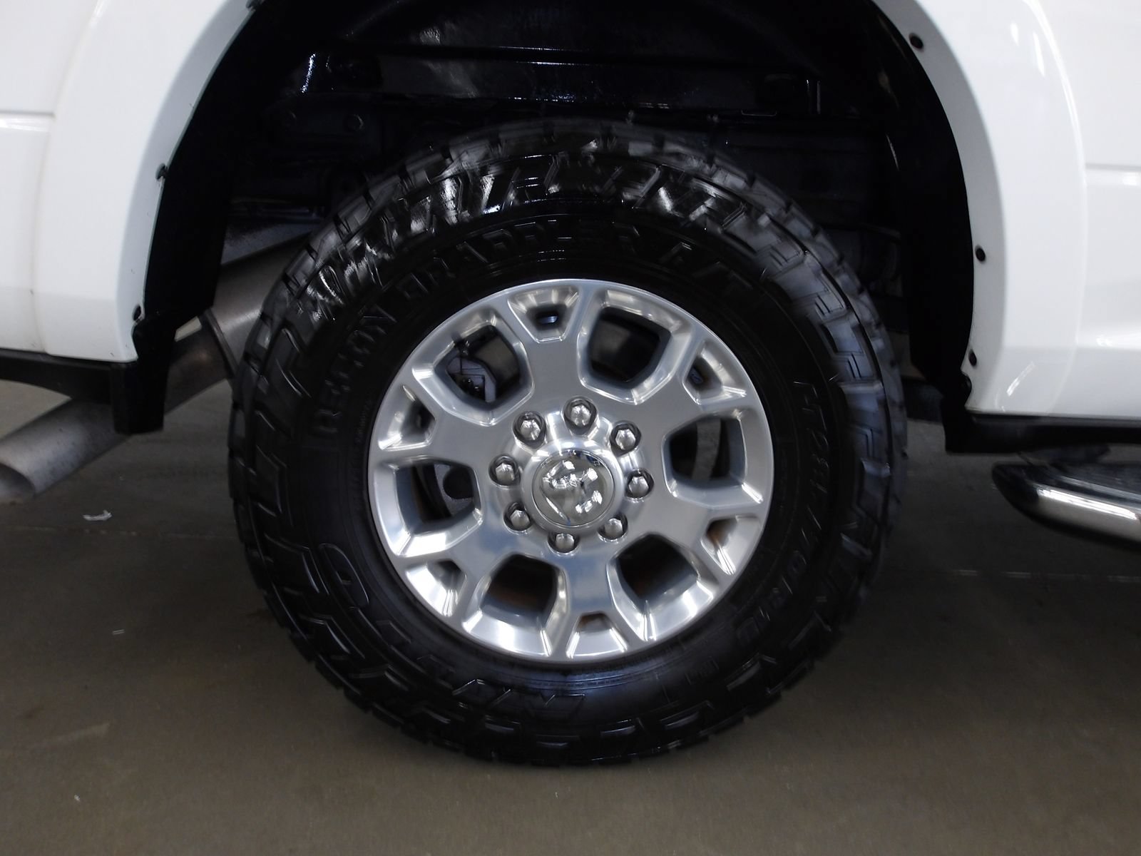 Used 2019 RAM 2500 Laramie AWD/4WD image 19