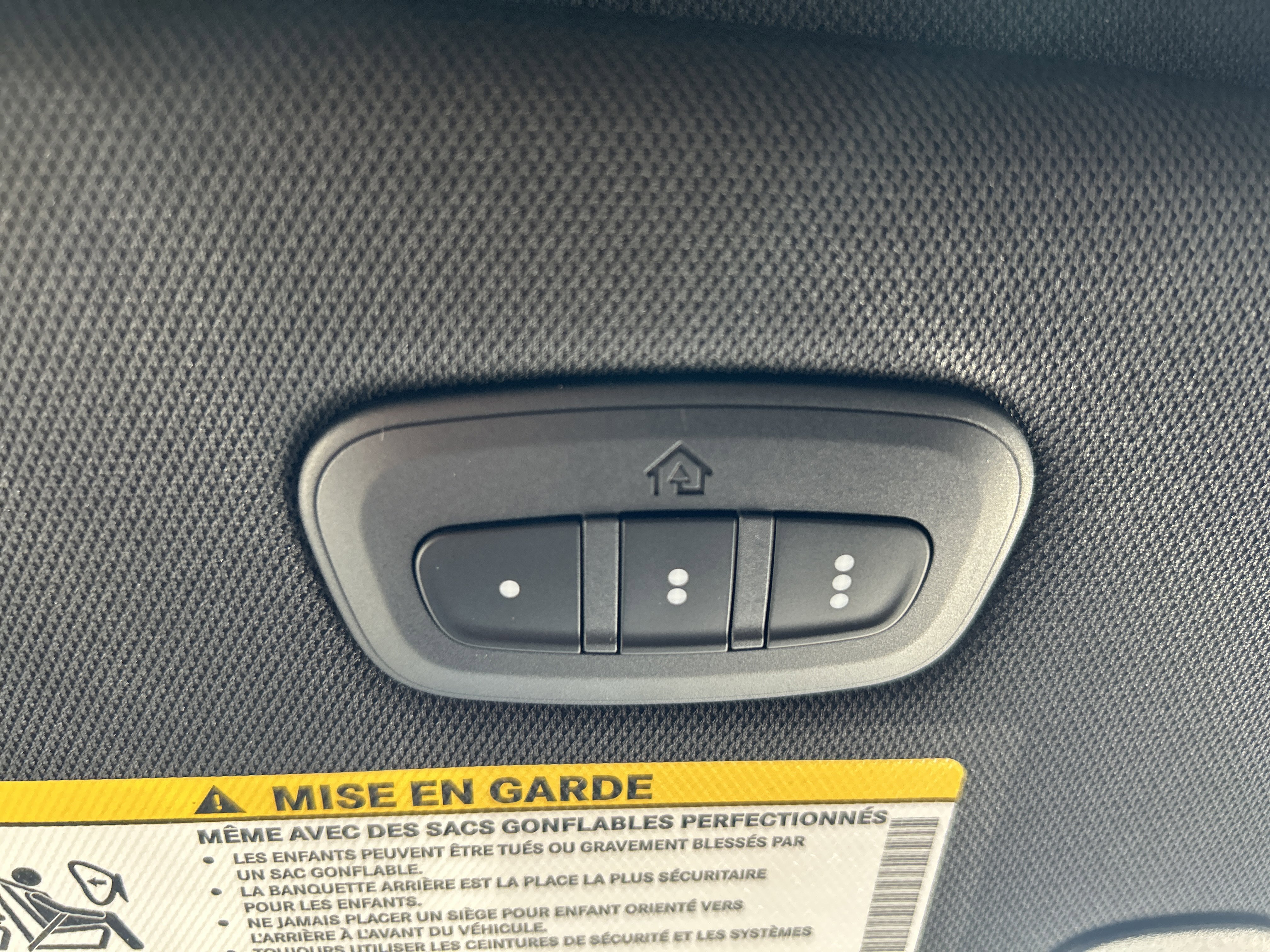 New 2026 Chrysler Pacifica Select image 53