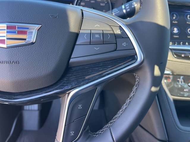 New 2026 Cadillac XT5 Premium Luxury w/ LPO, Floor Liner Package image 21