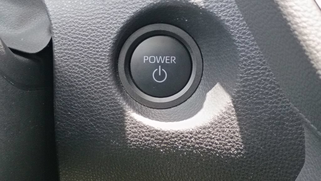 Used 2024 Toyota Corolla Cross AWD Hybrid image 32