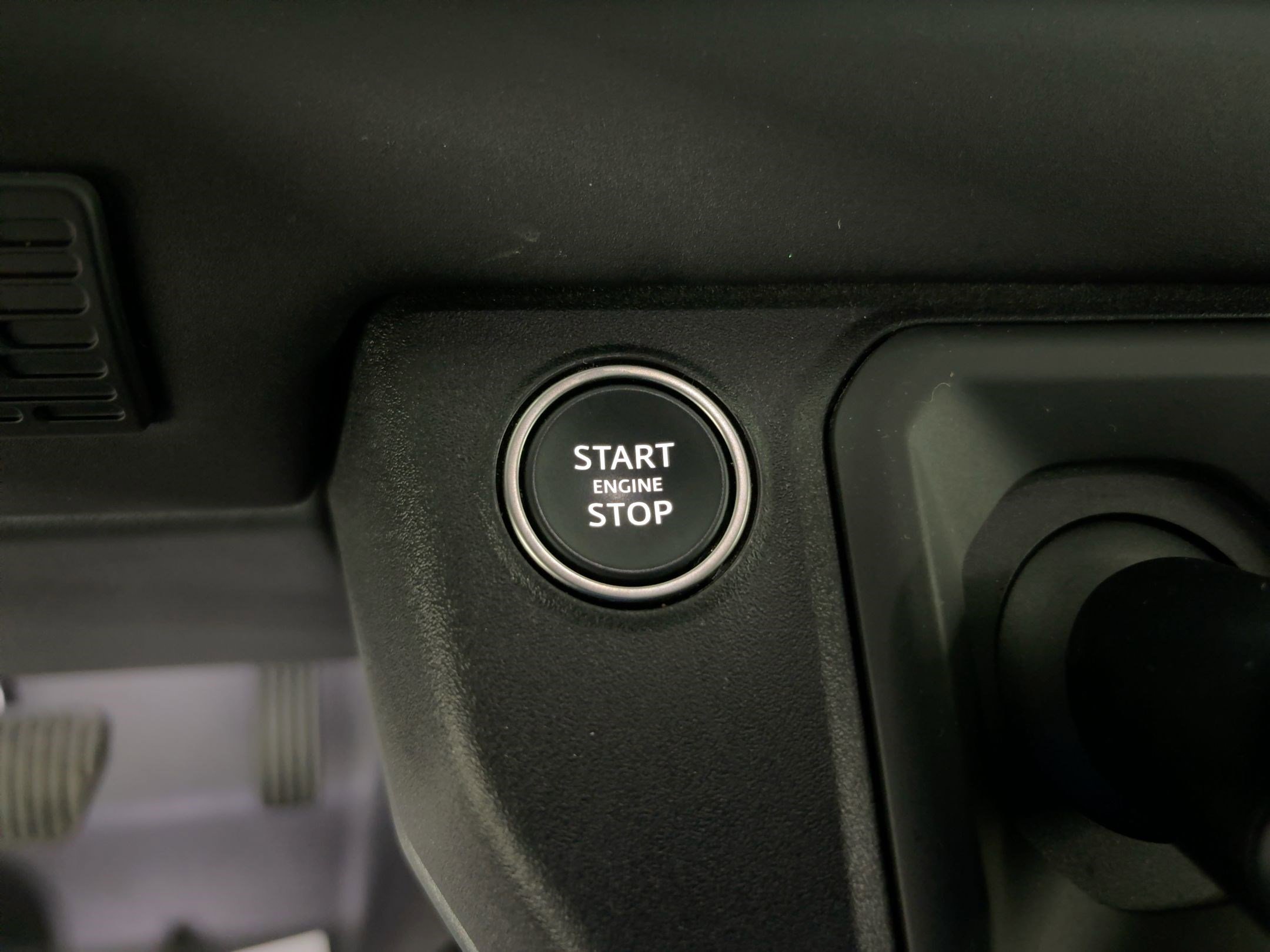 Used 2024 Land Rover Defender 110 X-Dynamic SE image 27