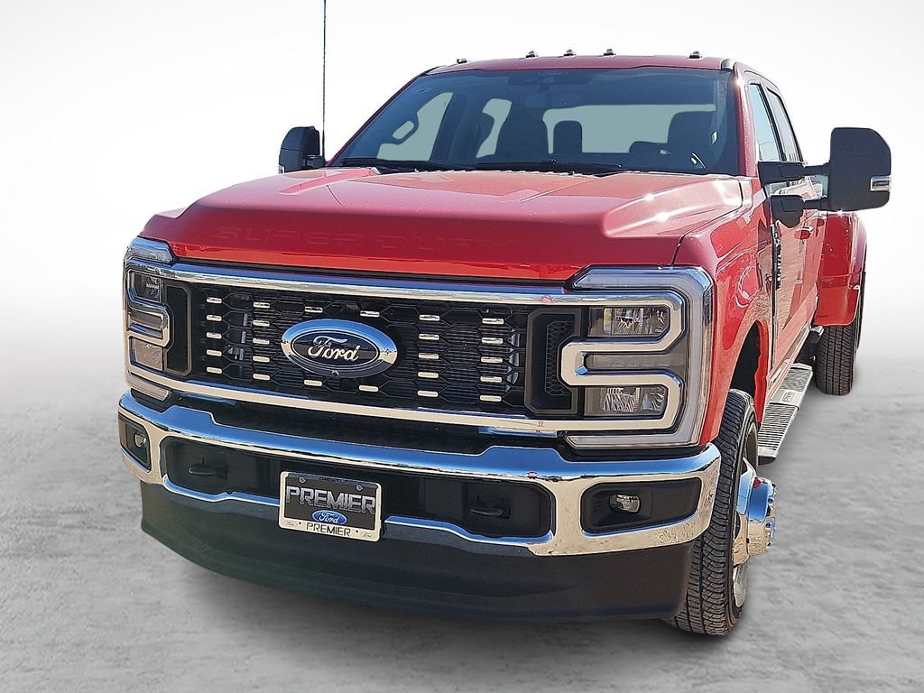 New 2026 Ford F350 XLT w/ XLT Premium Package AWD/4WD image 4