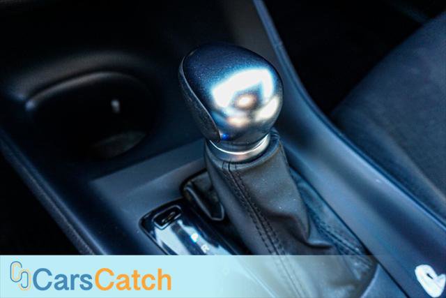 Used 2019 Toyota C-HR LE image 31