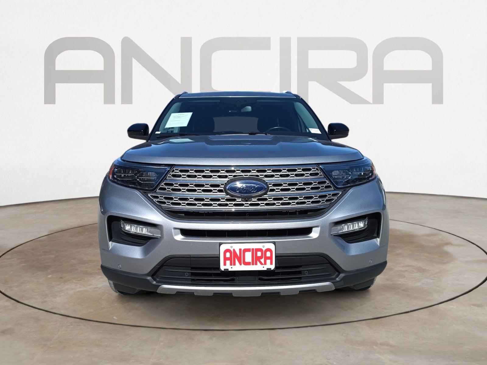 Used 2023 Ford Explorer Limited image 4