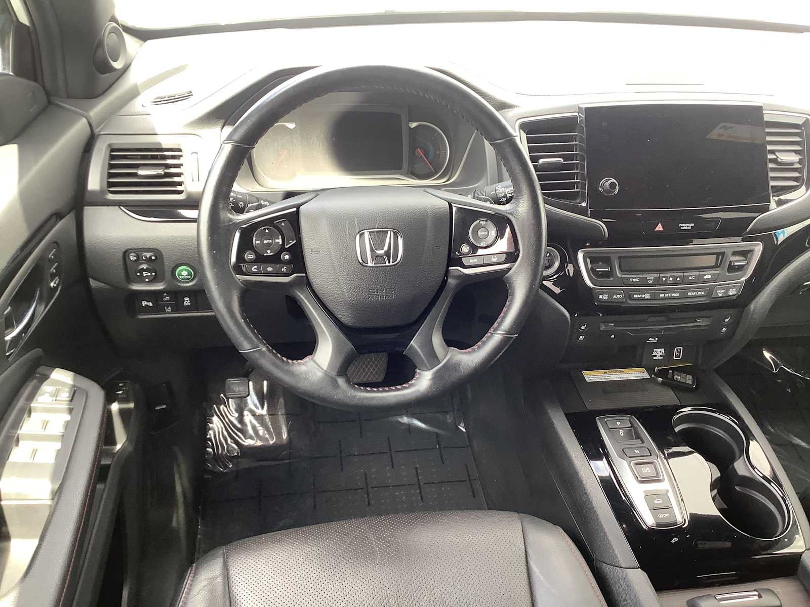 Certified 2022 Honda Pilot Black Edition image 10