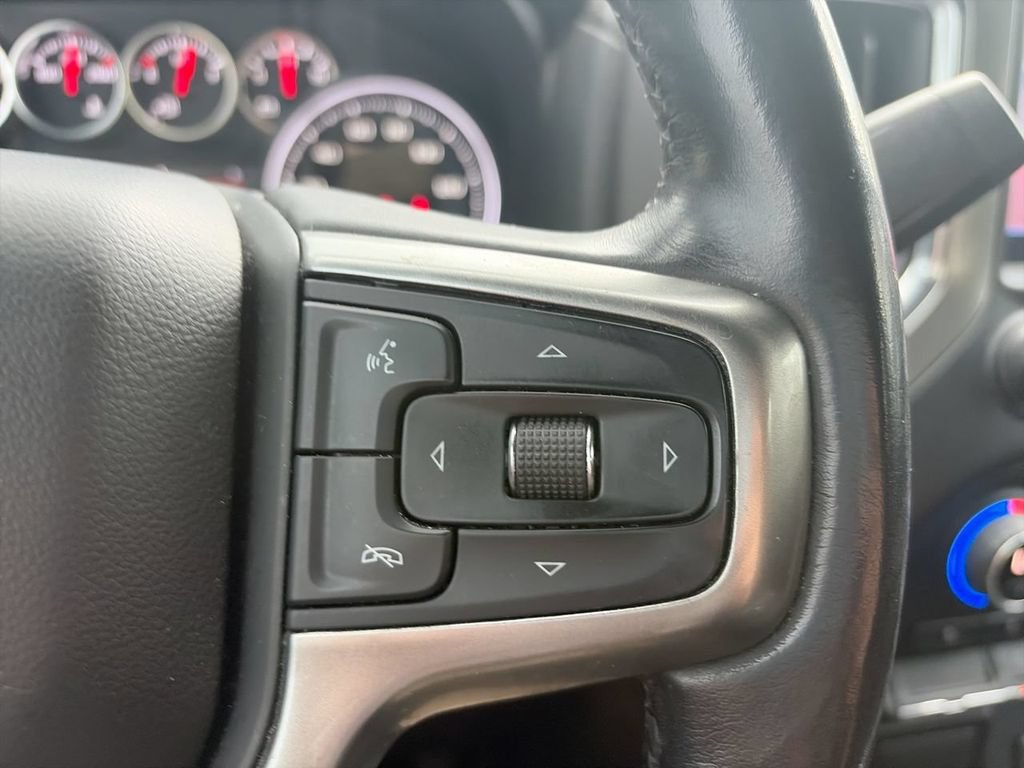 Used 2021 Chevrolet Silverado 1500 LT AWD/4WD image 24