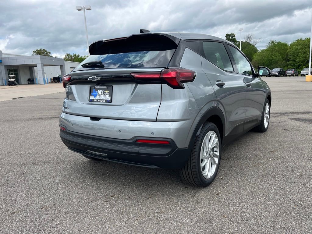 New 2027 Chevrolet Bolt LT w/ Comfort Package image 5
