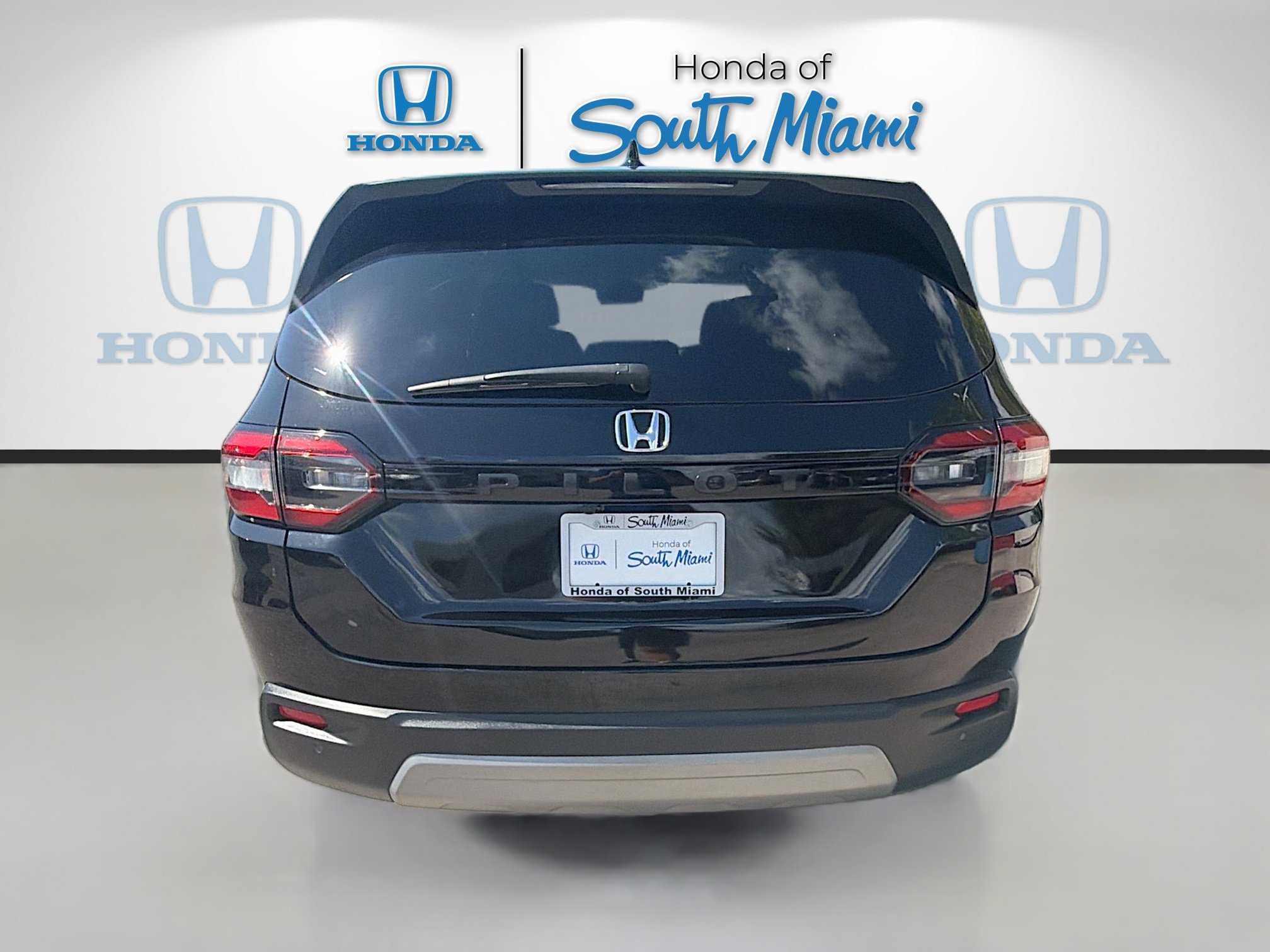 Certified 2025 Honda Pilot EX-L image 6