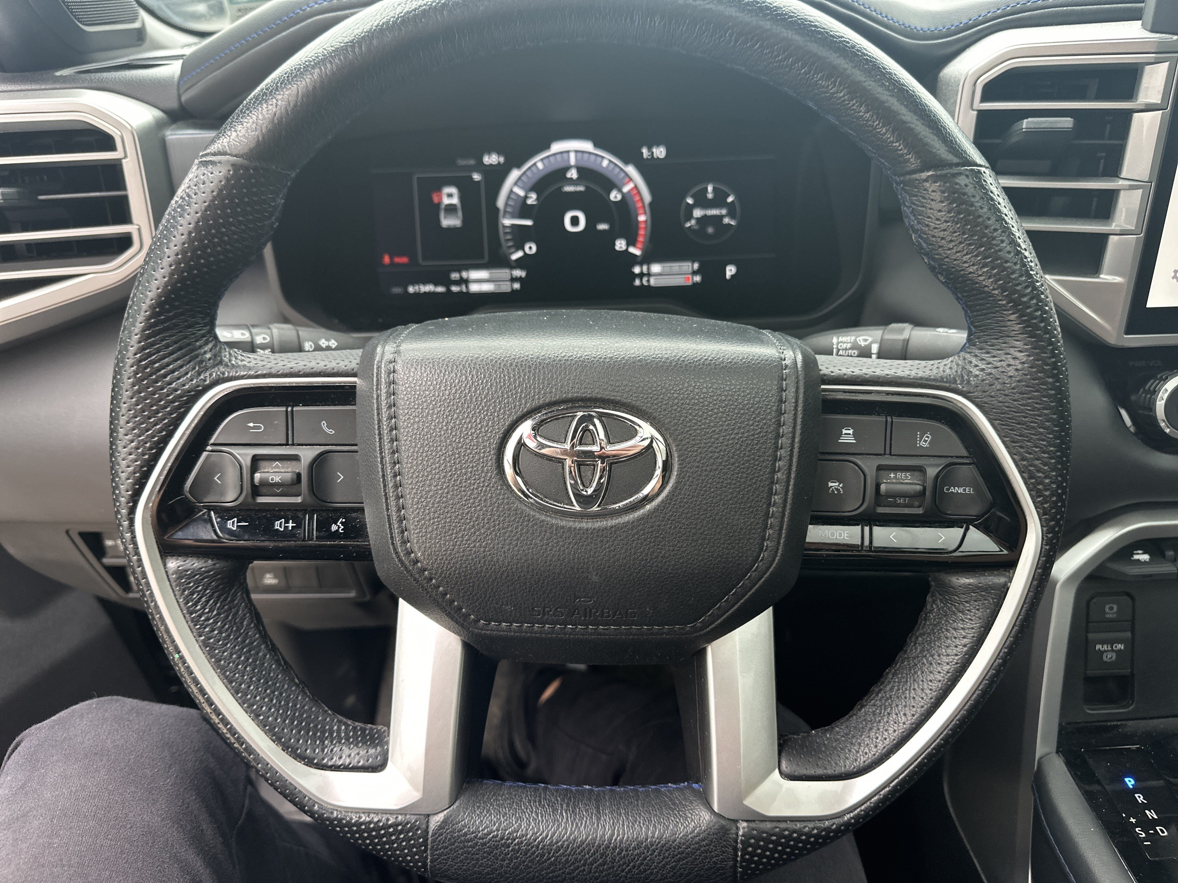 Used 2024 Toyota Tundra Platinum AWD/4WD image 17