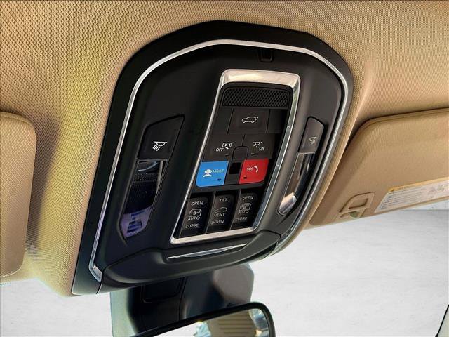 Used 2022 Jeep Grand Cherokee Limited AWD/4WD image 25