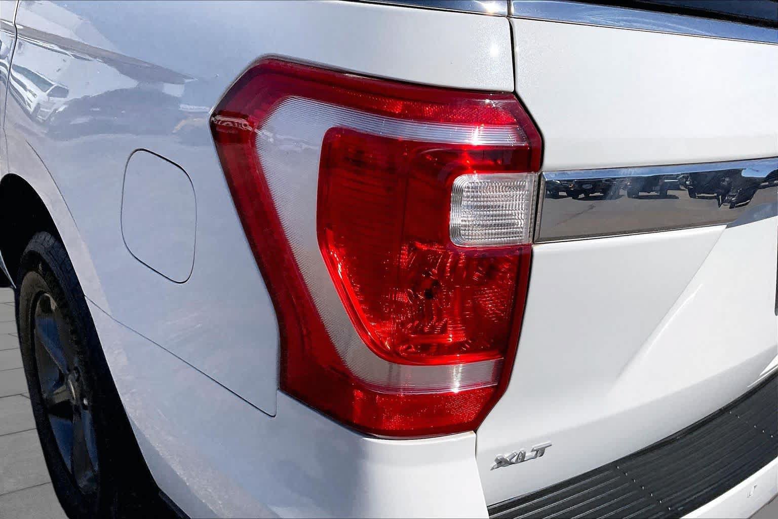 Used 2021 Ford Expedition XLT AWD/4WD image 28
