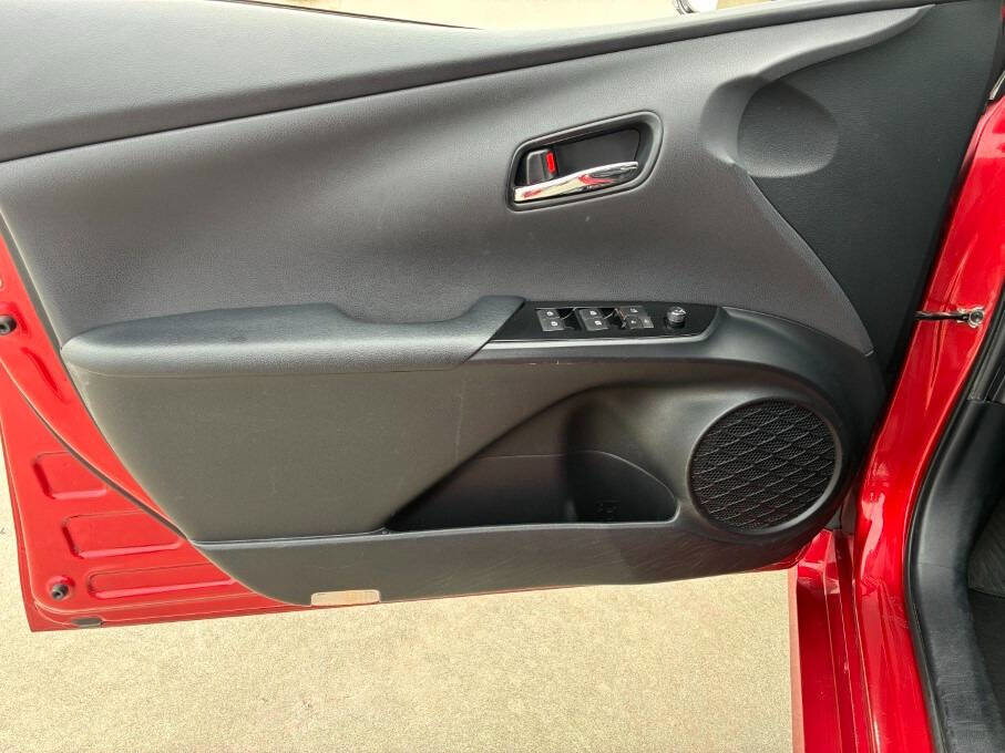 Used 2016 Toyota Prius Three Touring image 19