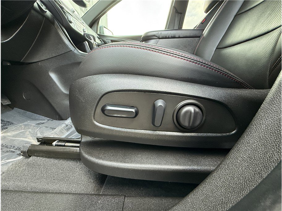 Used 2022 Chevrolet Equinox RS w/ RS Leather Package image 36