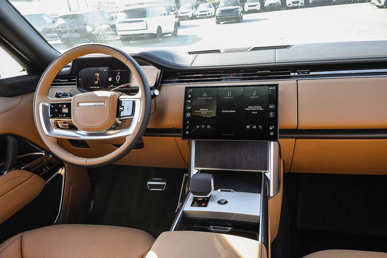 New 2026 Land Rover Range Rover Long Wheelbase SE AWD/4WD image 23