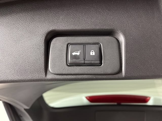 Used 2024 Nissan Rogue SV FWD image 49