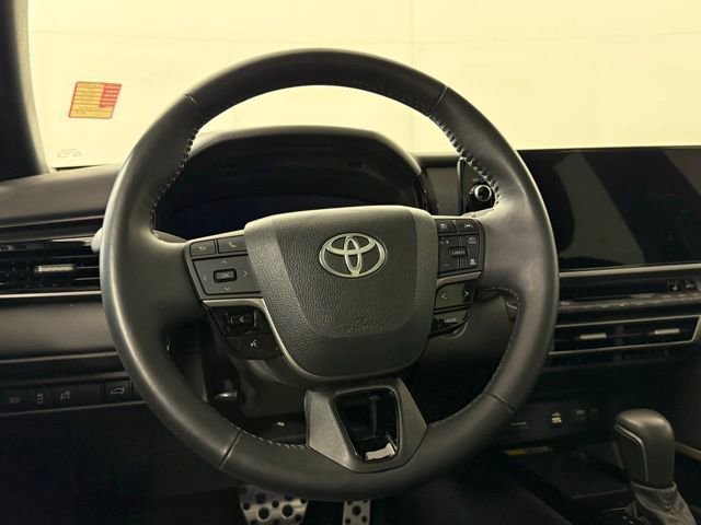 Used 2025 Toyota Camry XSE image 23