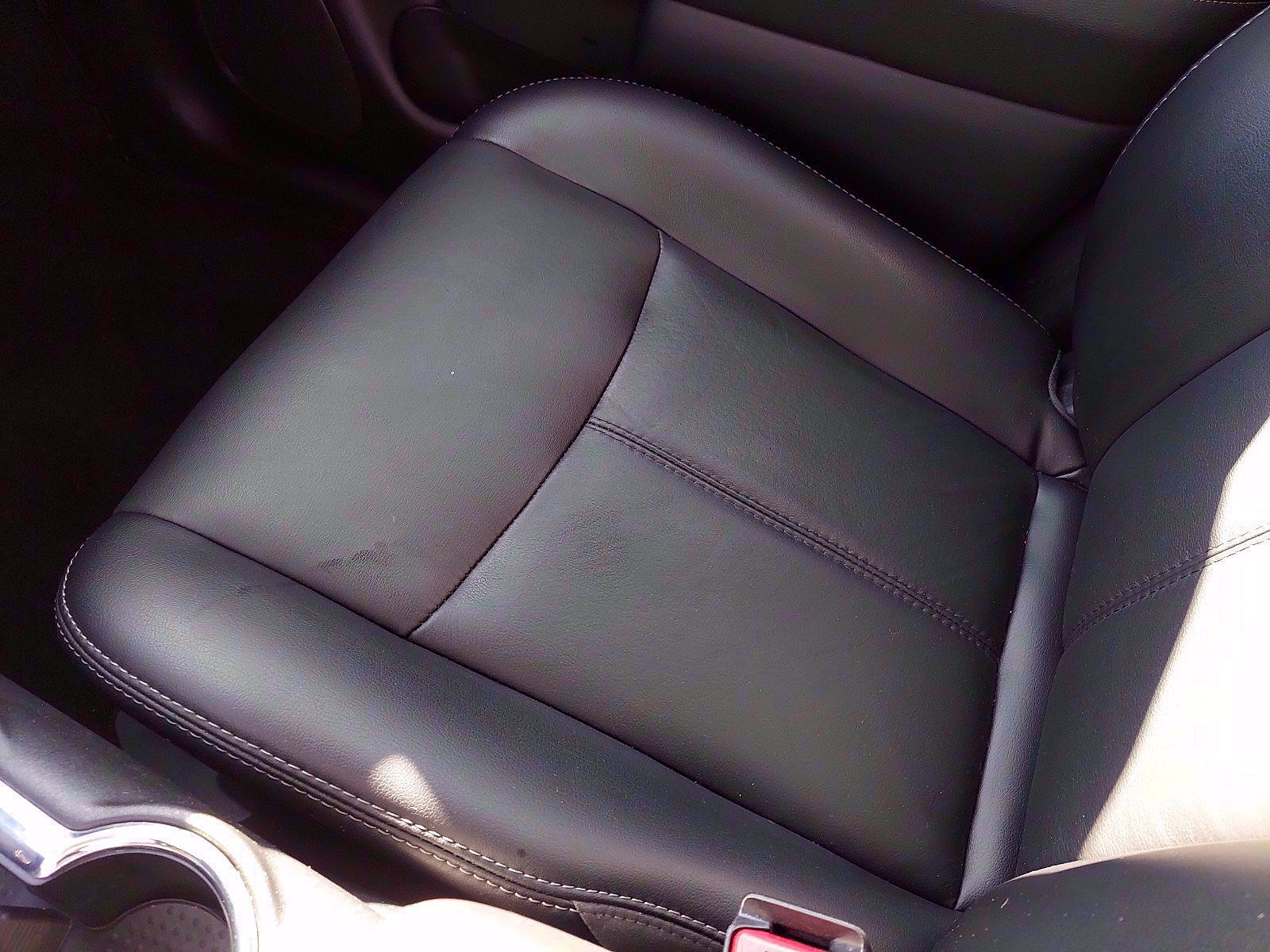 Used 2018 Nissan Pathfinder SL w/ Midnight Edition Package image 26