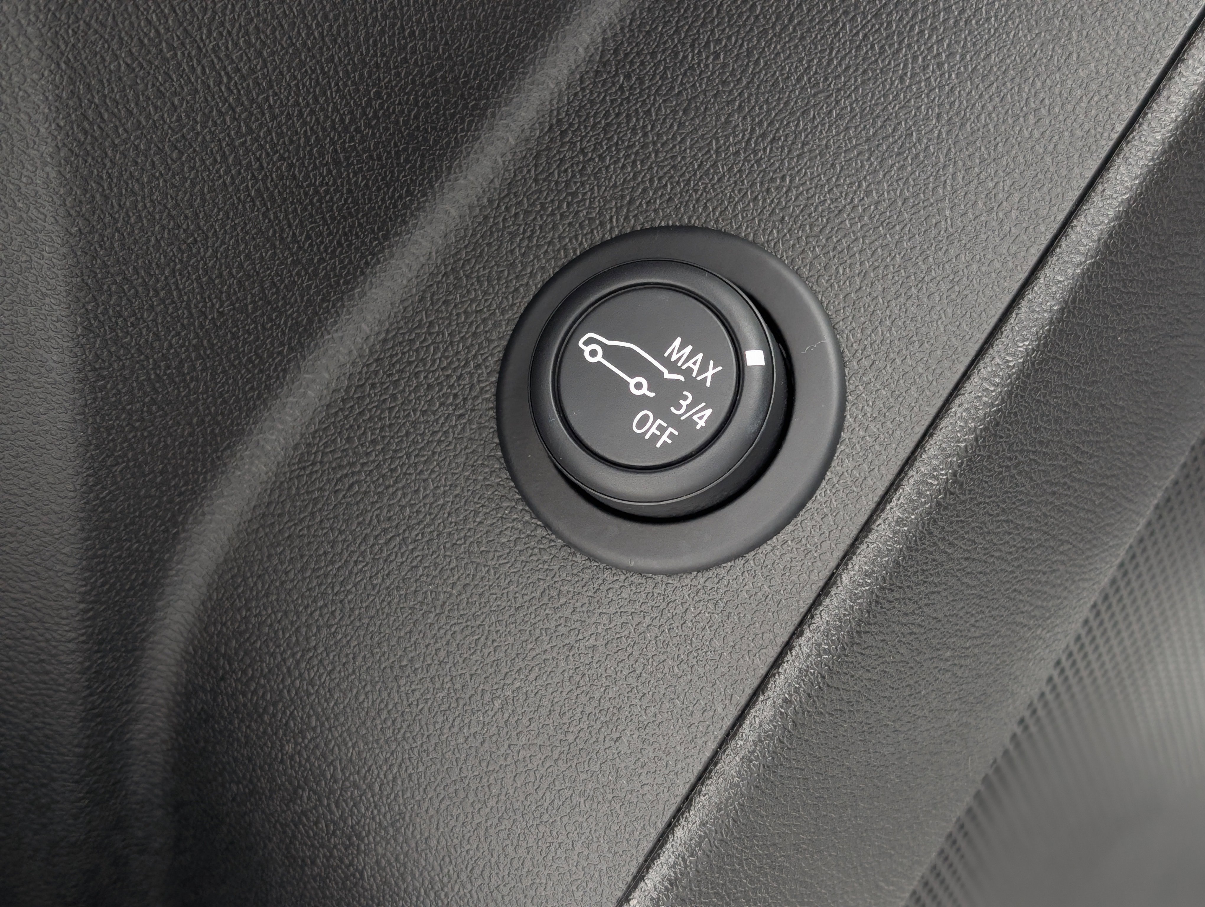 Used 2023 Chevrolet Equinox RS image 28