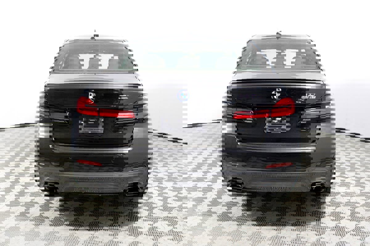 Used 2023 BMW 530e 530e w/ M Sport Package image 44