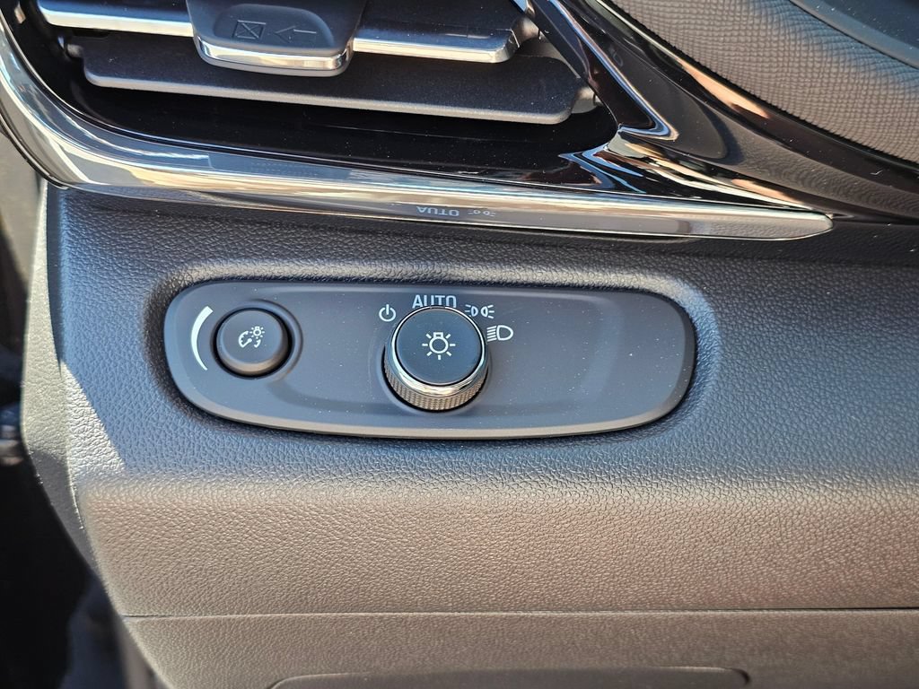New 2026 Buick Envista Sport Touring w/ Convenience I Package FWD image 24