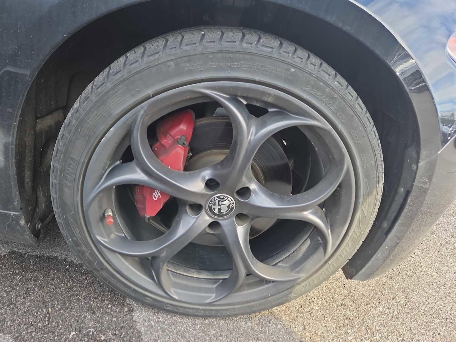 Used 2019 Alfa Romeo Giulia Ti w/ Nero Edizione image 2