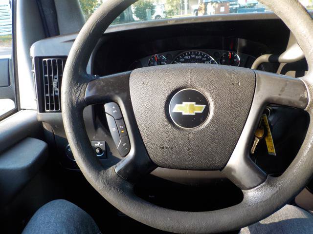 Used 2012 Chevrolet Express 3500 image 24