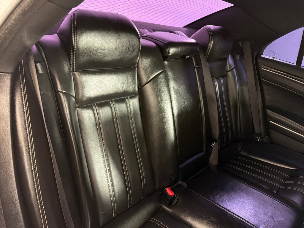 Used 2019 Chrysler 300 S AWD/4WD image 20
