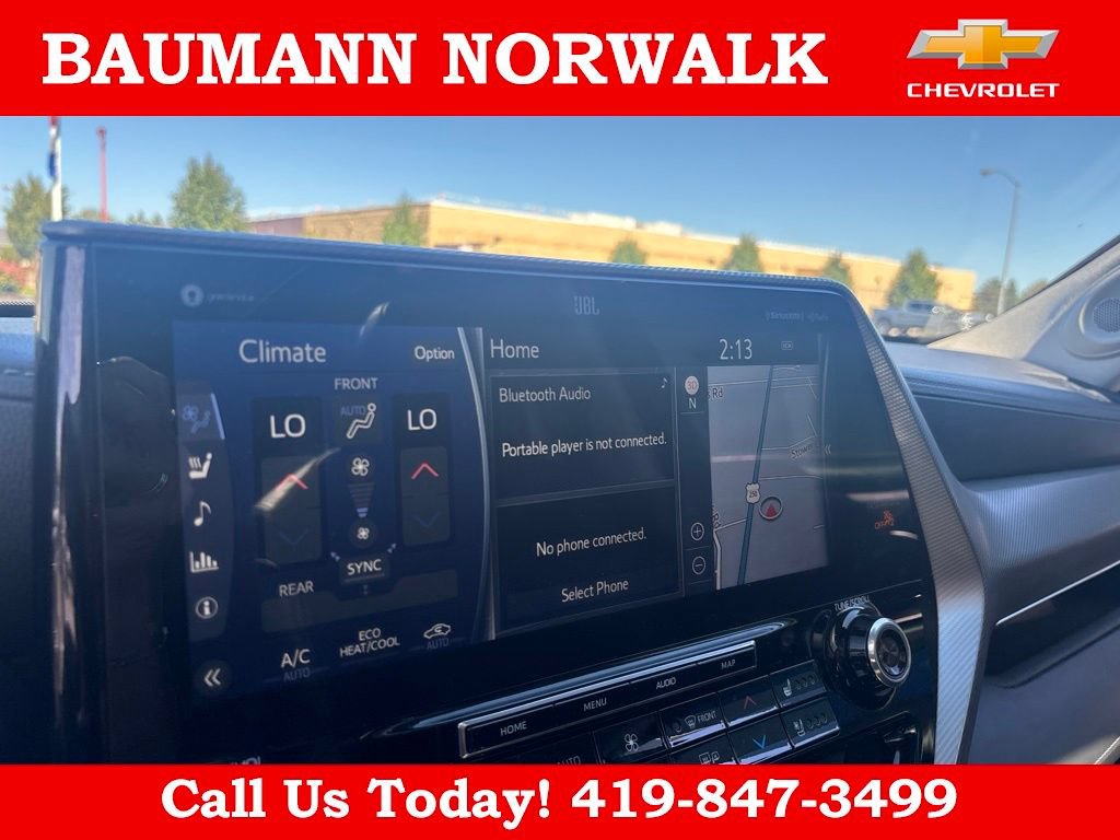 Used 2021 Toyota Highlander Platinum AWD/4WD image 36