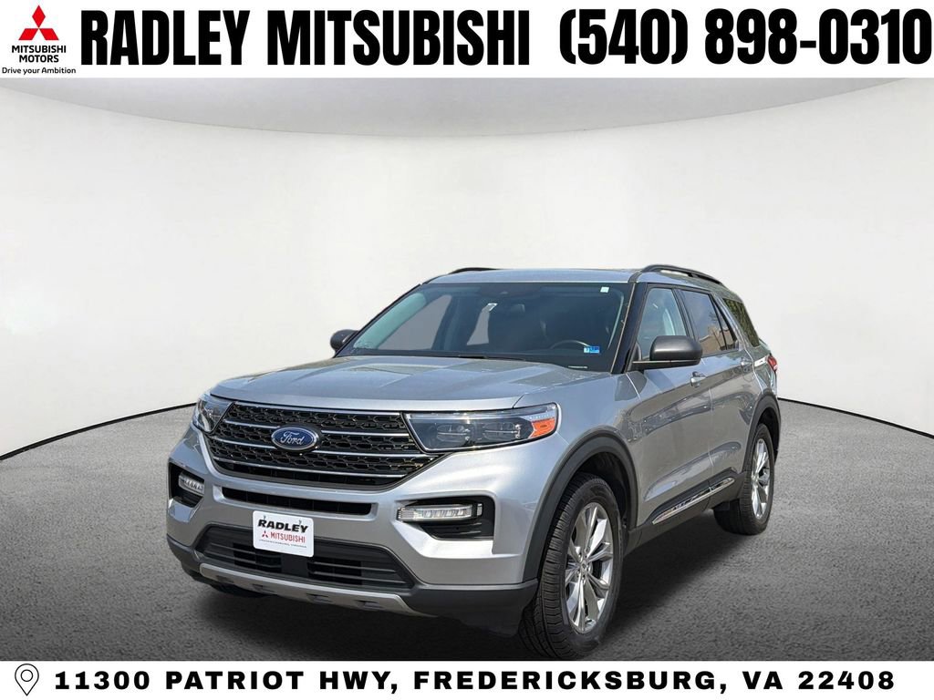 Used 2022 Ford Explorer XLT w/ Equipment Group 202A image 1