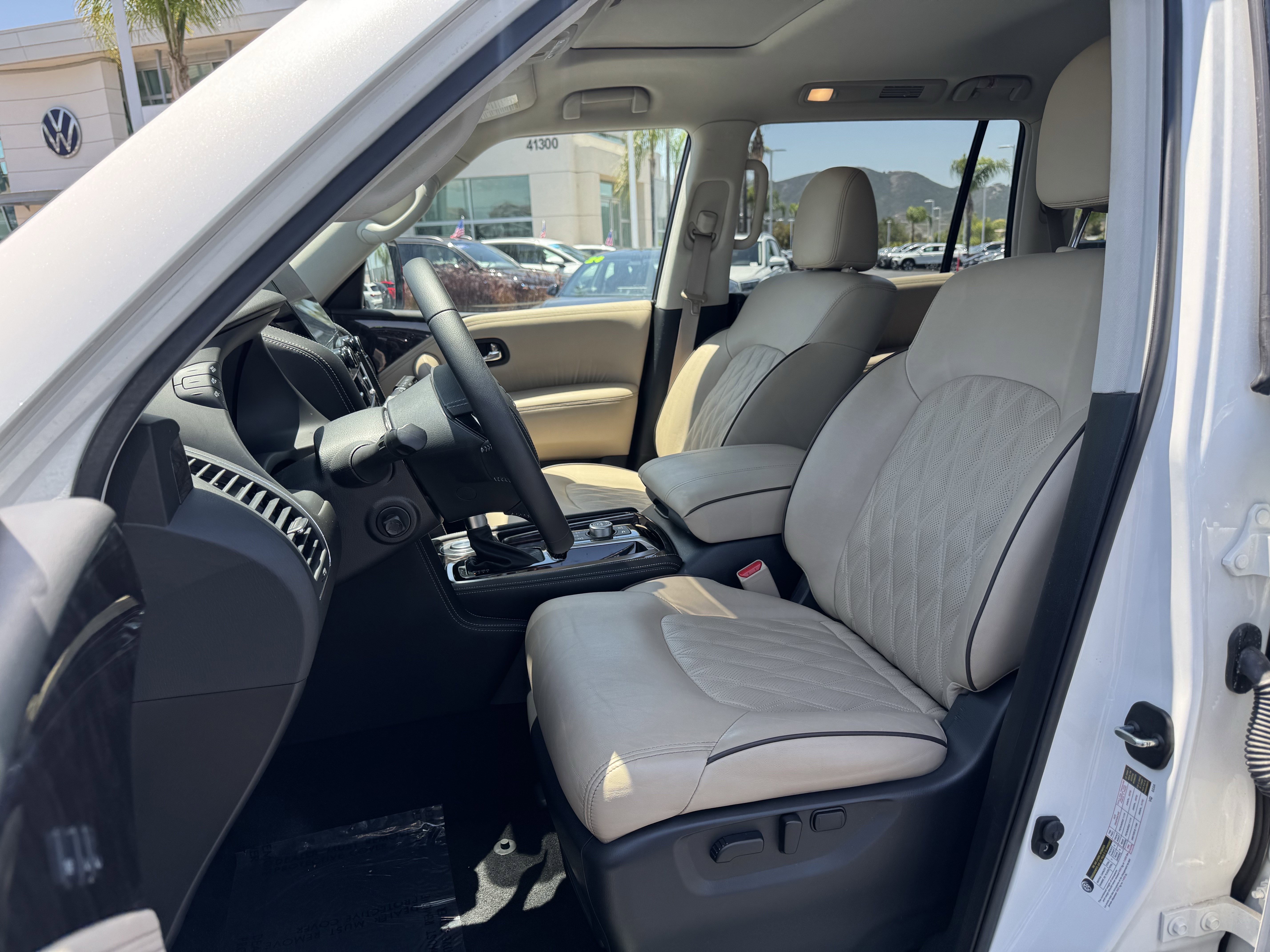 Used 2024 Nissan Armada Platinum w/ Captain's Chairs Package RWD image 14