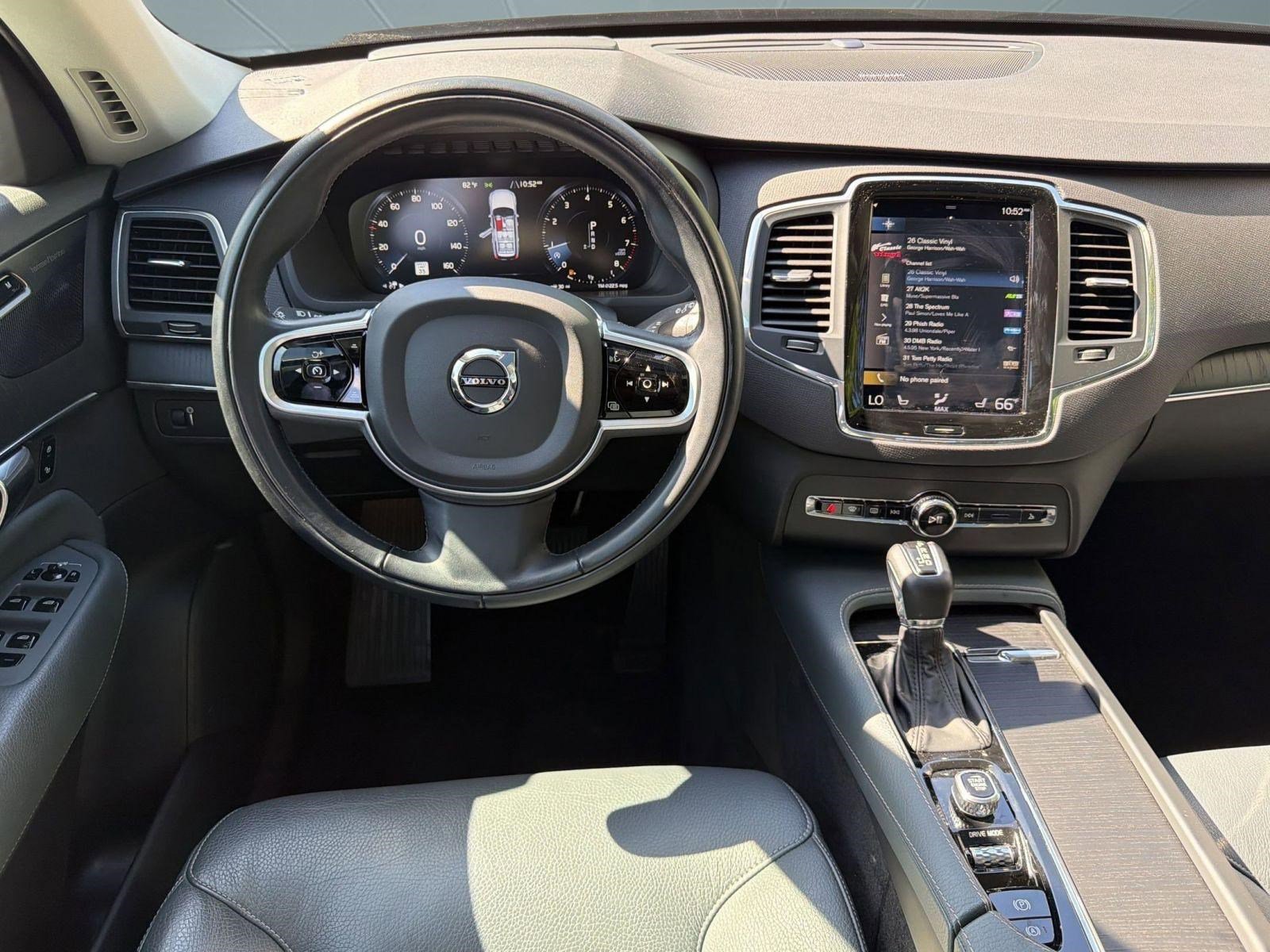 Used 2020 Volvo XC90 T6 Momentum w/ Protection Package Premier AWD/4WD image 27